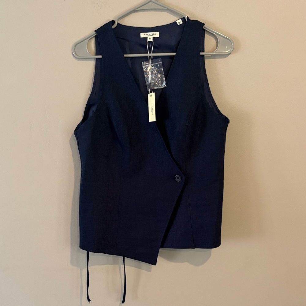 NWT Max Studio Navy Asymmetric Sleeveless Vest Top
